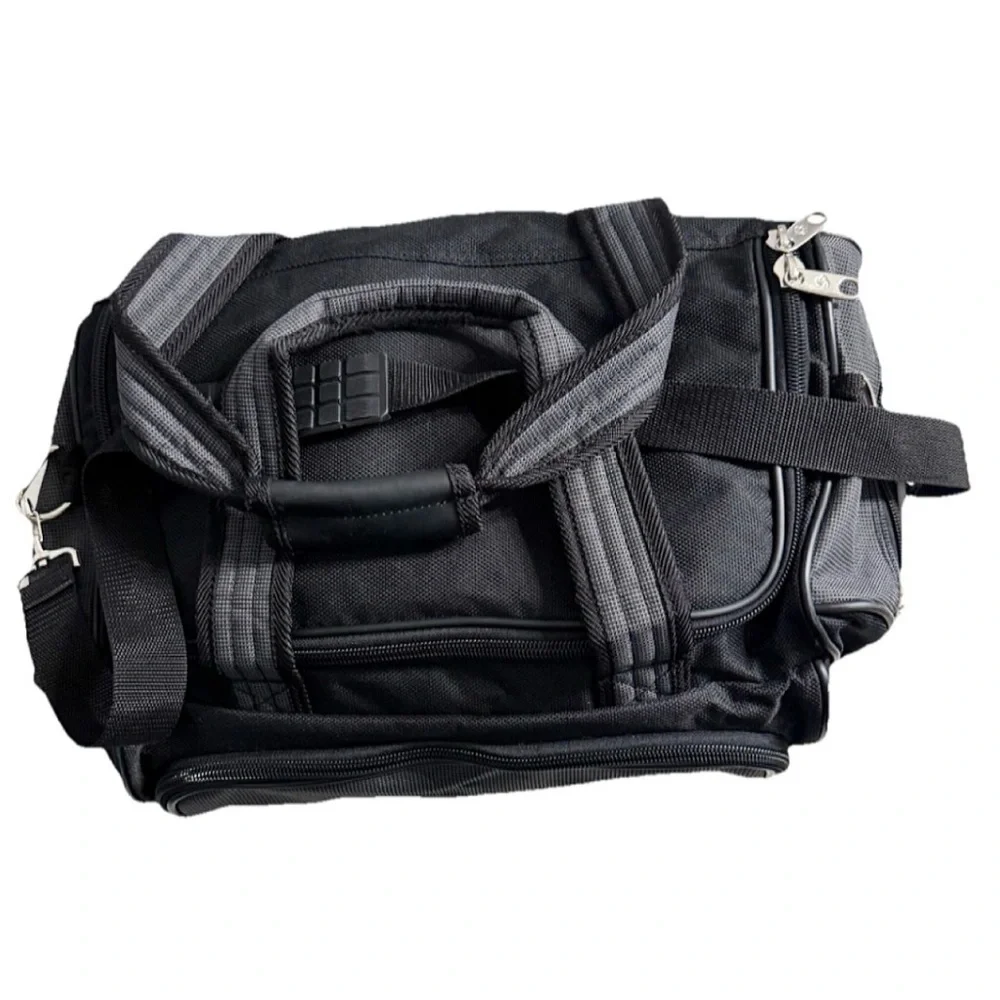 Samsonite Travel Duffle Bag Black Gym Weekender Carry On 19–22” EUC